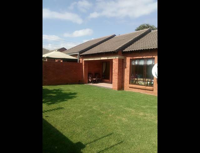 2 BEDROOM SIMPLEX RENTED IN BOARDWALK MEANDER